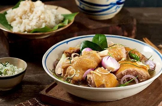 Món ngon mỗi ngày: Gà hấp riềng sả