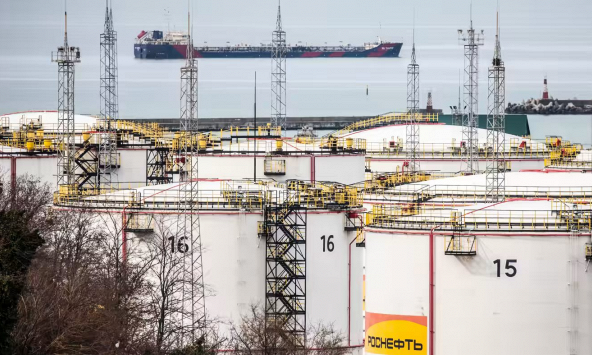 Những quốc gia nào ở châu Á đang mua dầu của Nga với giá hời?