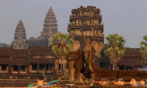 Campuchia giảm thời gian cách ly với du khách chưa tiêm phòng xuống còn 7 ngày