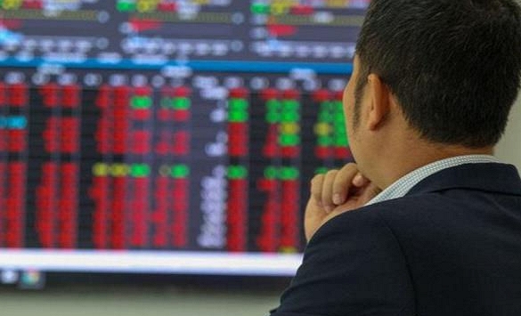 VN-Index giảm kỷ lục hơn 68 điểm, nhà đầu tư có nên lo lắng?