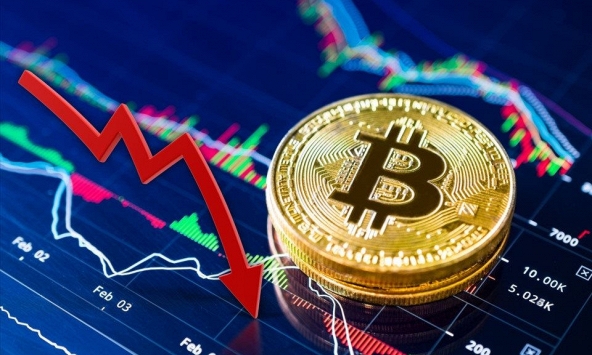 Giá Bitcoin hôm nay 26/4: Tiếp tục lao dốc