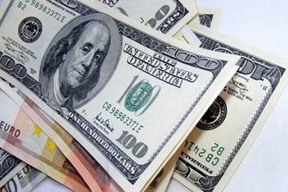 Giá USD hôm nay 27/4: Tiếp đà tăng mạnh 