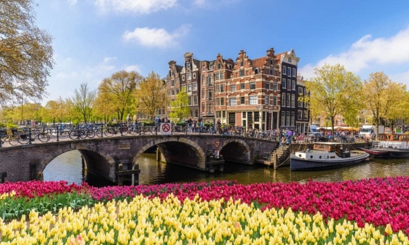 Top 8 thành phố thơ mộng nhất thế giới