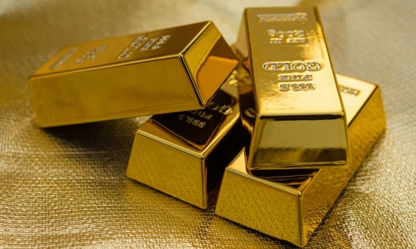 Giá vàng hôm nay 2/5: Tiếp tục giảm trước áp lực từ Fed?