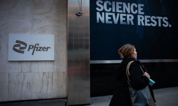 Doanh thu của Pfizer tăng 77% nhờ doanh số bán vaccine COVID-19