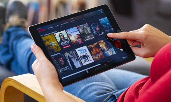 Tại sao Netflix tính thêm phí khi chia sẻ mật khẩu tài khoản với bạn bè?