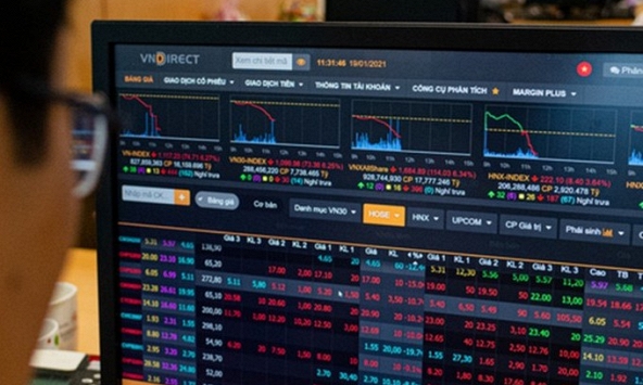 VN-Index giảm hơn 18 điểm phiên 4/5