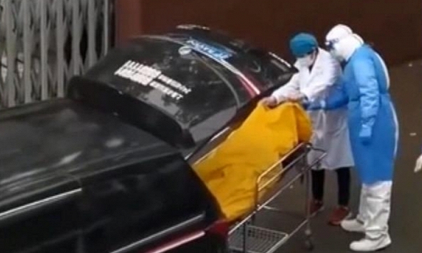 Một cụ già ở Thượng Hải bị đưa đến nhà xác trong túi đựng thi thể khi vẫn còn sống 