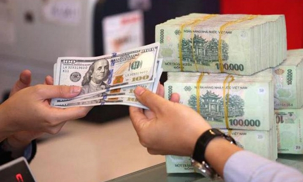 Giá USD hôm nay 4/5: Ổn định 
