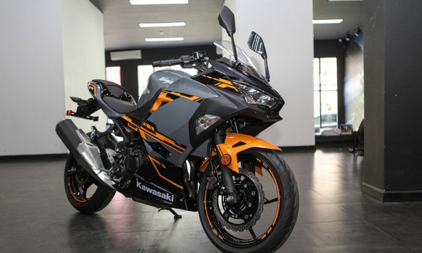 Bảng giá xe mô tô Kawasaki tháng 5/2022