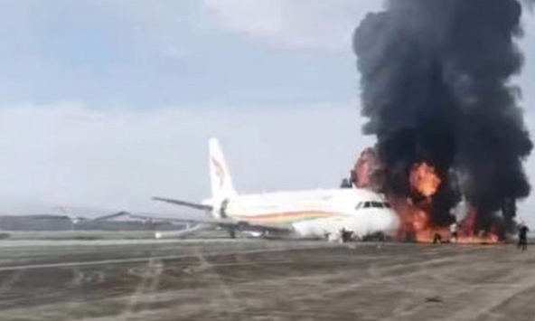 Máy bay bốc cháy sau khi lao khỏi đường băng ở Trung Quốc, hàng chục hành khách bị thương