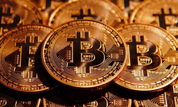 Giá Bitcoin hôm nay 13/5: Tiếp tục lao dốc