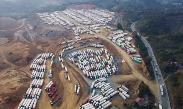 Việt Nam nhập siêu 20 tỉ USD từ Trung Quốc