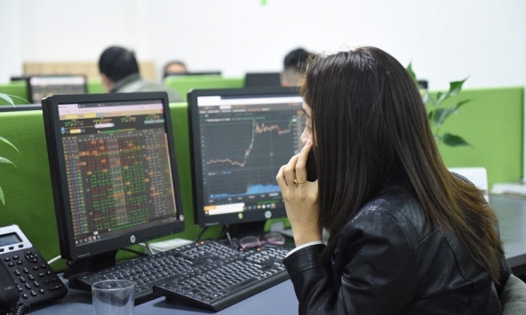 Cổ phiếu khuyến nghị 18/5: PNJ, NKG, BMP, IPA