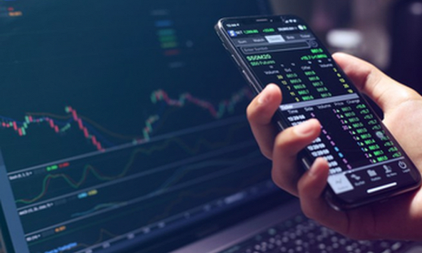 Chứng khoán hôm nay 20/5: VN-Index đảo chiều giảm nhẹ phiên cuối tuần