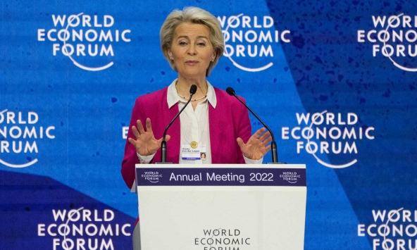 Các lệnh trừng phạt đang 'rút cạn' nền kinh tế Nga và 'cỗ máy chiến tranh' của ông Putin