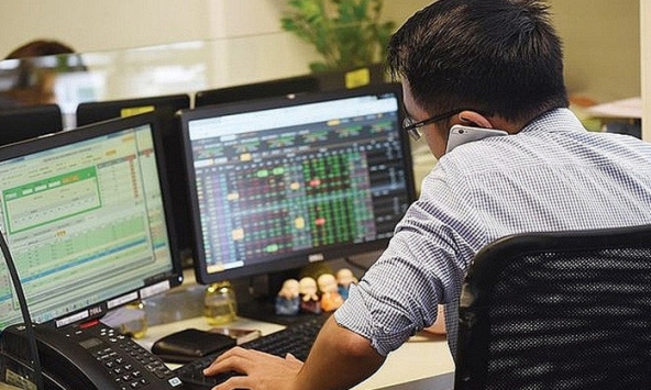 Cổ phiếu khuyến nghị 30/5: KDH, CTR, MWG, DBC 