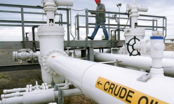 Giá xăng dầu hôm nay 31/5: Tiếp tục tăng mạnh, vượt mốc 120 USD/thùng