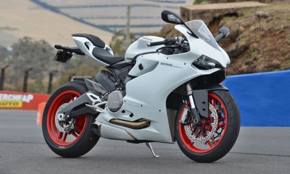 Bảng giá xe Ducati tháng 6/2022 mới nhất