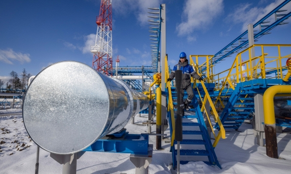 Giá xăng dầu hôm nay 1/6: Tiếp tục tăng