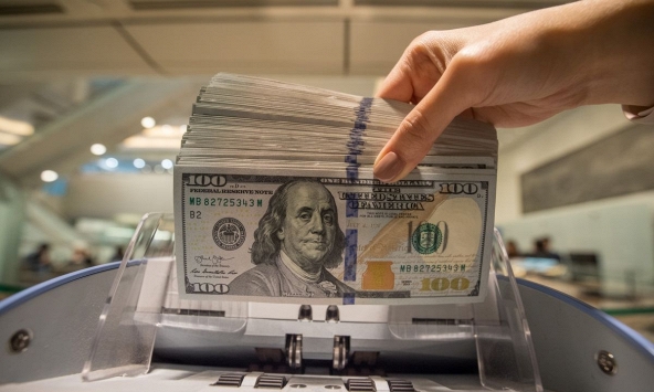 Giá USD hôm nay 2/6: Tiếp tục tăng