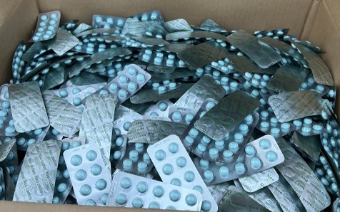 Triệt phá đường dây sản xuất thuốc điều trị COVID-19 giả