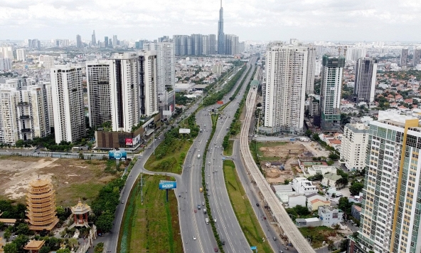 'Ma trận' chính sách bao vây hàng trăm dự án bất động sản ở TP.HCM