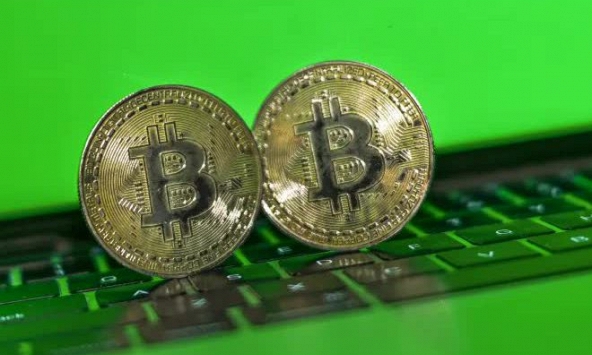  Bitcoin lao xuống 21.000 USD, thị trường hoảng loạn