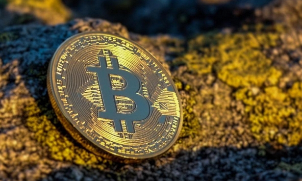 Giá Bitcoin tiếp tục 'lao dốc', thị trường tiền ảo chìm trong hoảng loạn