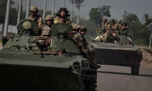 Nga yêu cầu Ukraina hạ vũ khí trong trận chiến Sievierodonetsk 