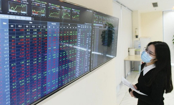 Cổ phiếu khuyến nghị 16/6: VHM, REE, VCB, BCM, IDC