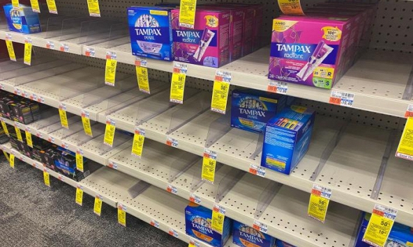 Thiếu hụt băng vệ sinh tại Mỹ do gián đoạn chuỗi cung ứng