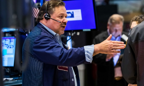 Chứng khoán thế giới quay đầu giảm sau khi phục hồi tạm thời 