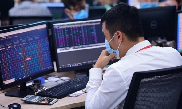 Chứng khoán hôm nay 17/6: VN-Index giảm về ngưỡng 1.217 điểm