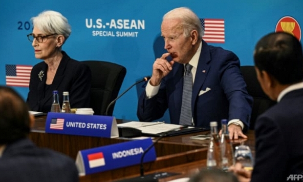 Mỹ 'xoay trục sang châu Á', nhưng liệu có đủ?