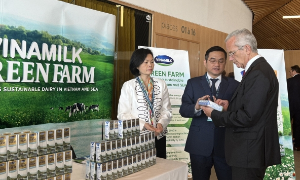 Mô hình phát triển bền vững 'Vinamilk Green Farm' được chia sẻ tại hội nghị sữa toàn cầu