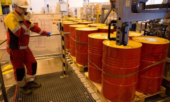 Giá xăng dầu hôm nay 20/6: Tiếp tục lao dốc?