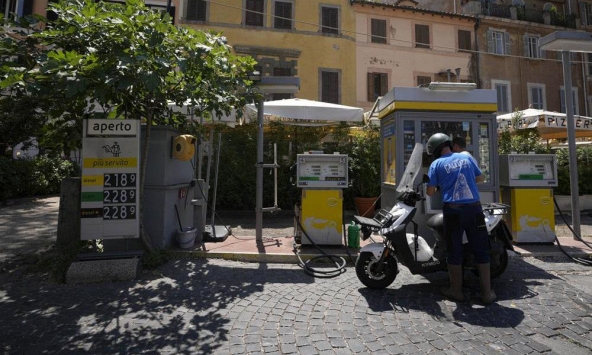 Cả thế giới đang quay cuồng với giá nhiên liệu tăng vọt