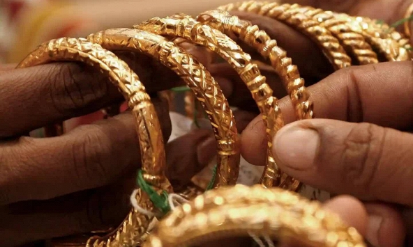 Giá vàng hôm nay 23/6: Khởi sắc