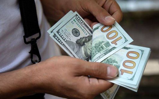 Giá USD hôm nay 23/6: Vẫn ở mức cao