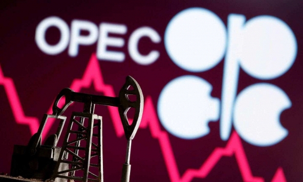 Nguồn cung thắt chặt, tại sao giá dầu vẫn giảm?