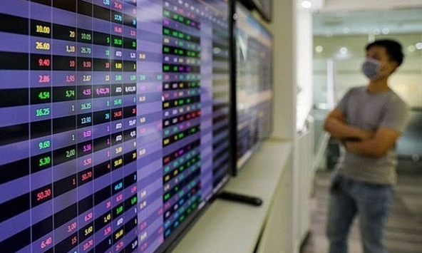 VN-Index vượt mốc 1.200 điểm