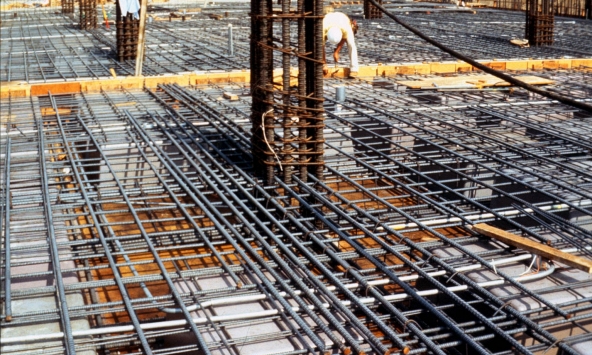 Giá thép hôm nay 28/6: Thế giới tăng, trong nước giảm