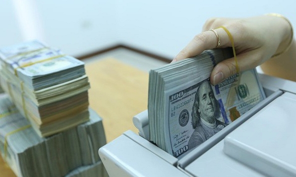 Giá USD hôm nay 30/6: Nhà đầu tư tìm kiếm sự an toàn