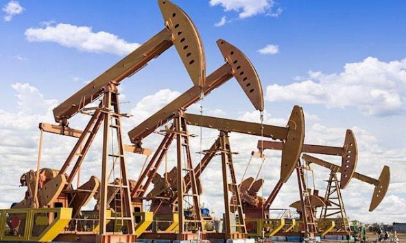 Giá xăng dầu hôm nay 1/7: Xăng lao dốc