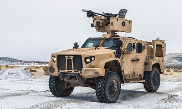 Các nước châu Âu trang bị xe điện và hybrid cho quân đội