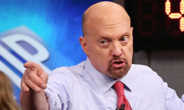 Jim Cramer đầu tư 100 USD mỗi tháng ở độ tuổi 20, ngay cả khi ông đang sống trong một chiếc ô tô