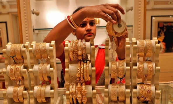 Giá vàng sẽ ra sao khi Ấn Độ tăng mạnh thuế nhập khẩu?