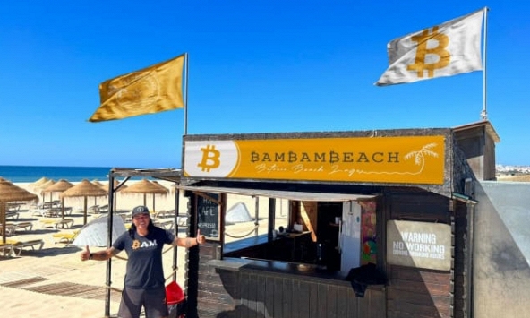 'Gia đình Bitcoin' nổi tiếng thế giới 'sống sót' bằng cách nào khi thị trường 'đỏ lửa'?