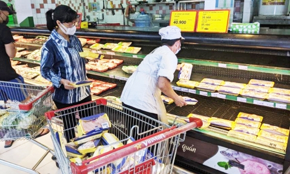 Giá gia cầm vẫn chưa 'hạ nhiệt'